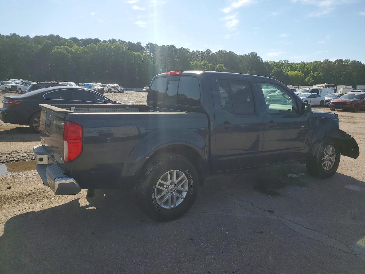 Nissan Frontier S