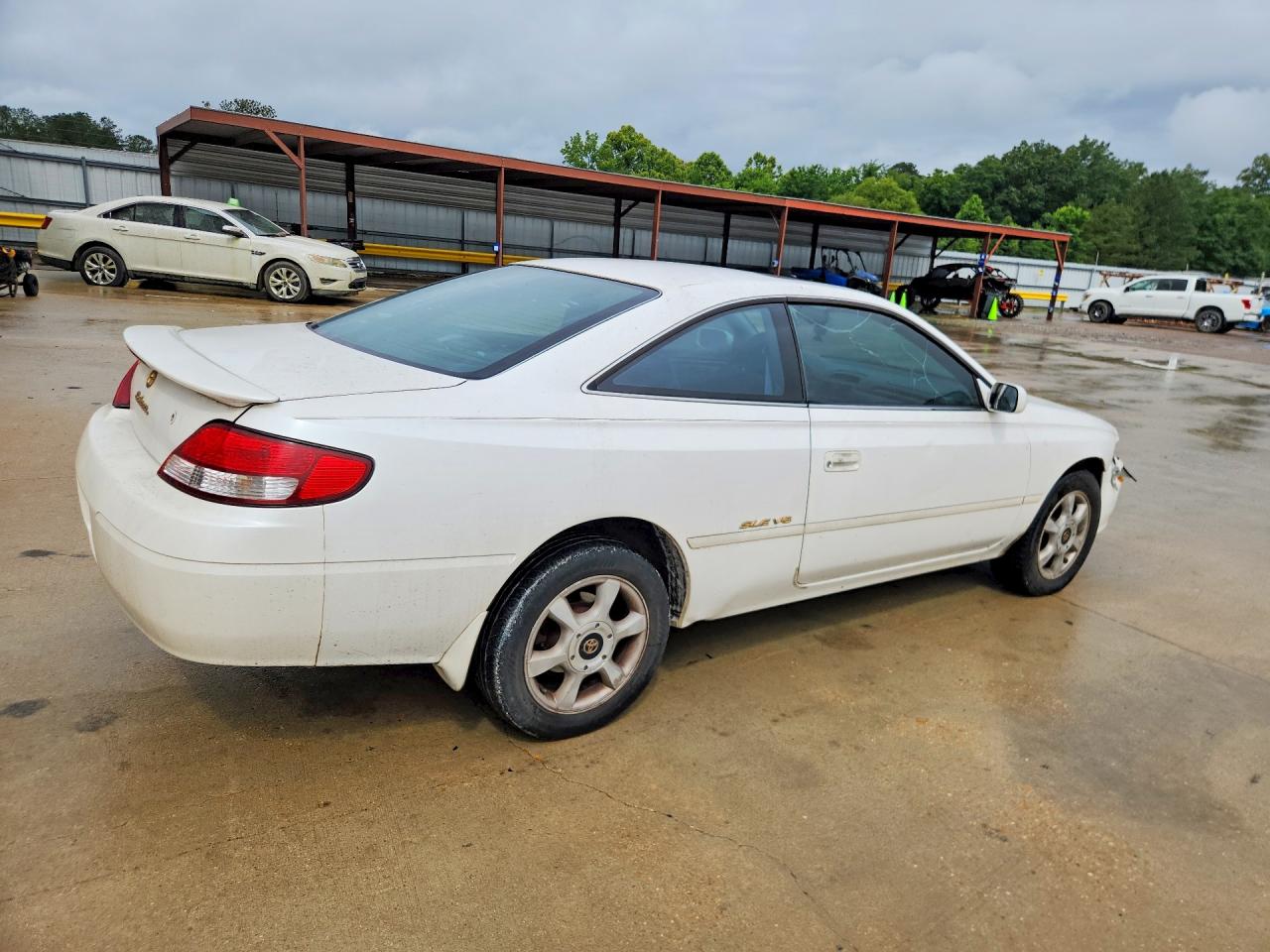 Toyota Camry Sle V6
