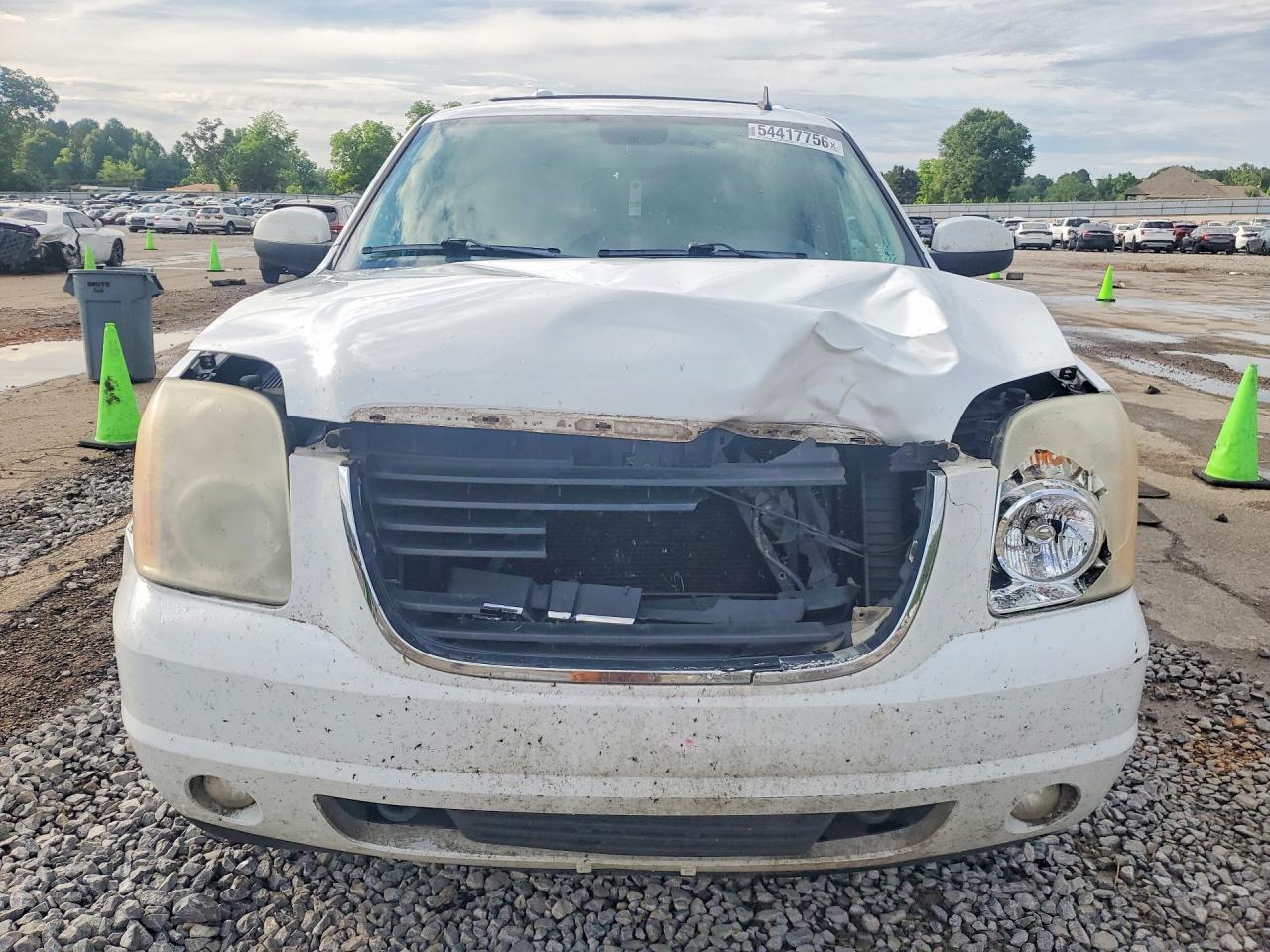 GMC Yukon C1500 Slt