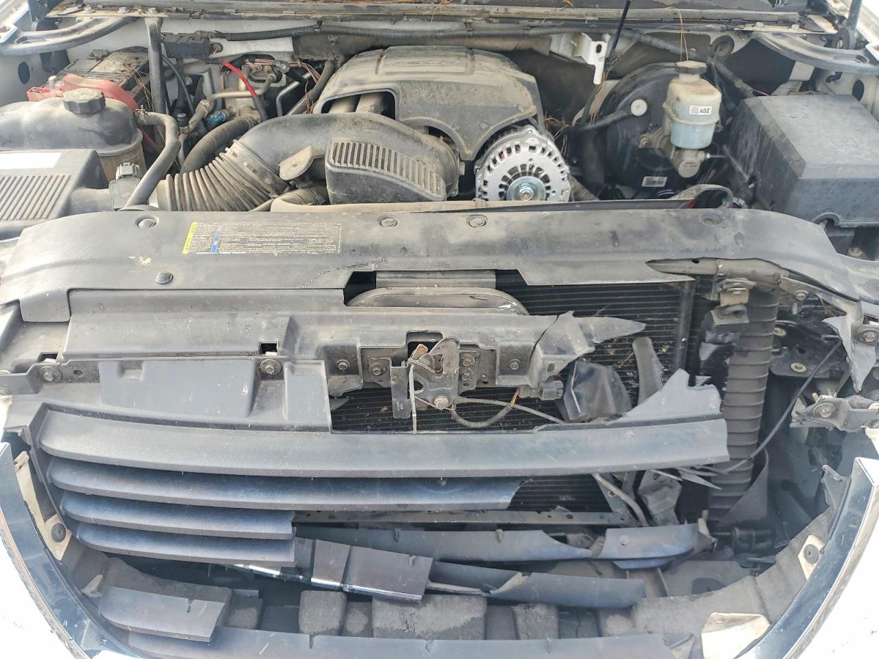 GMC Yukon C1500 Slt