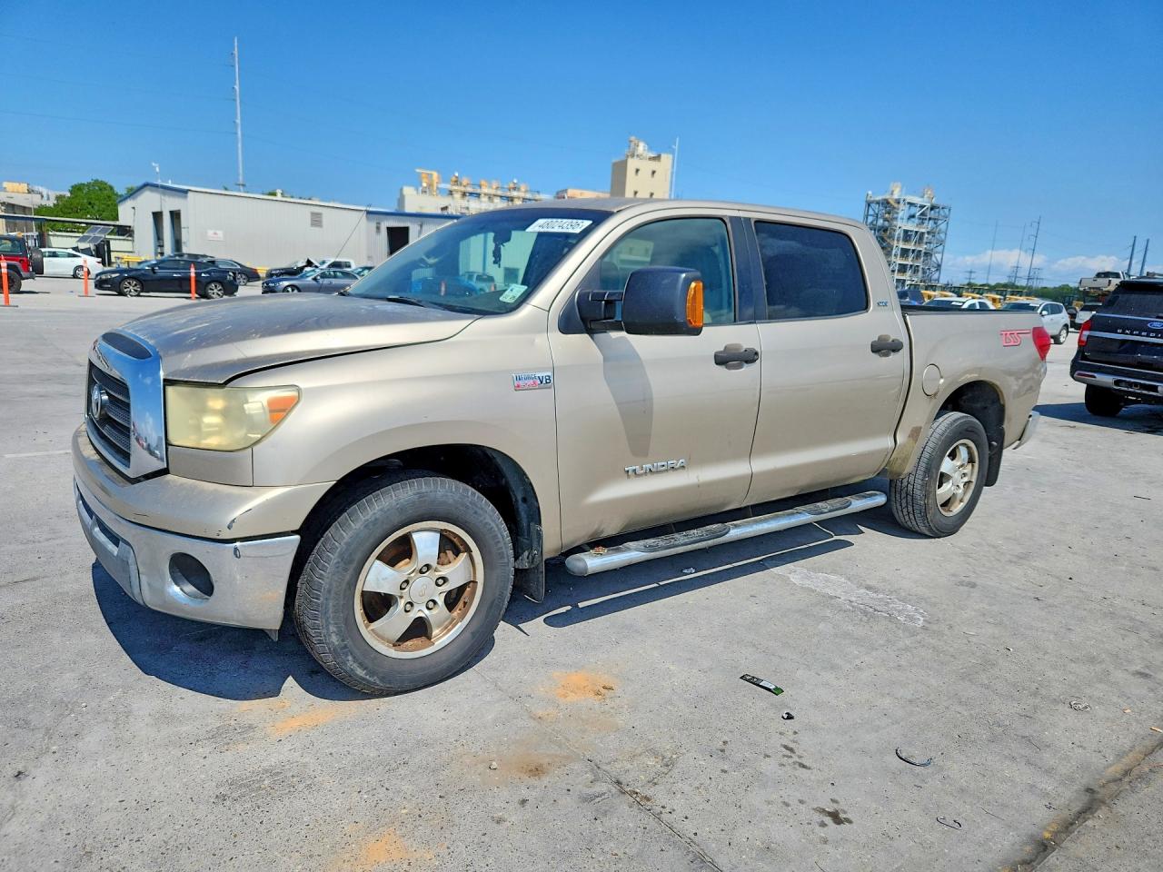 Salvage Toyota Tundra Image
