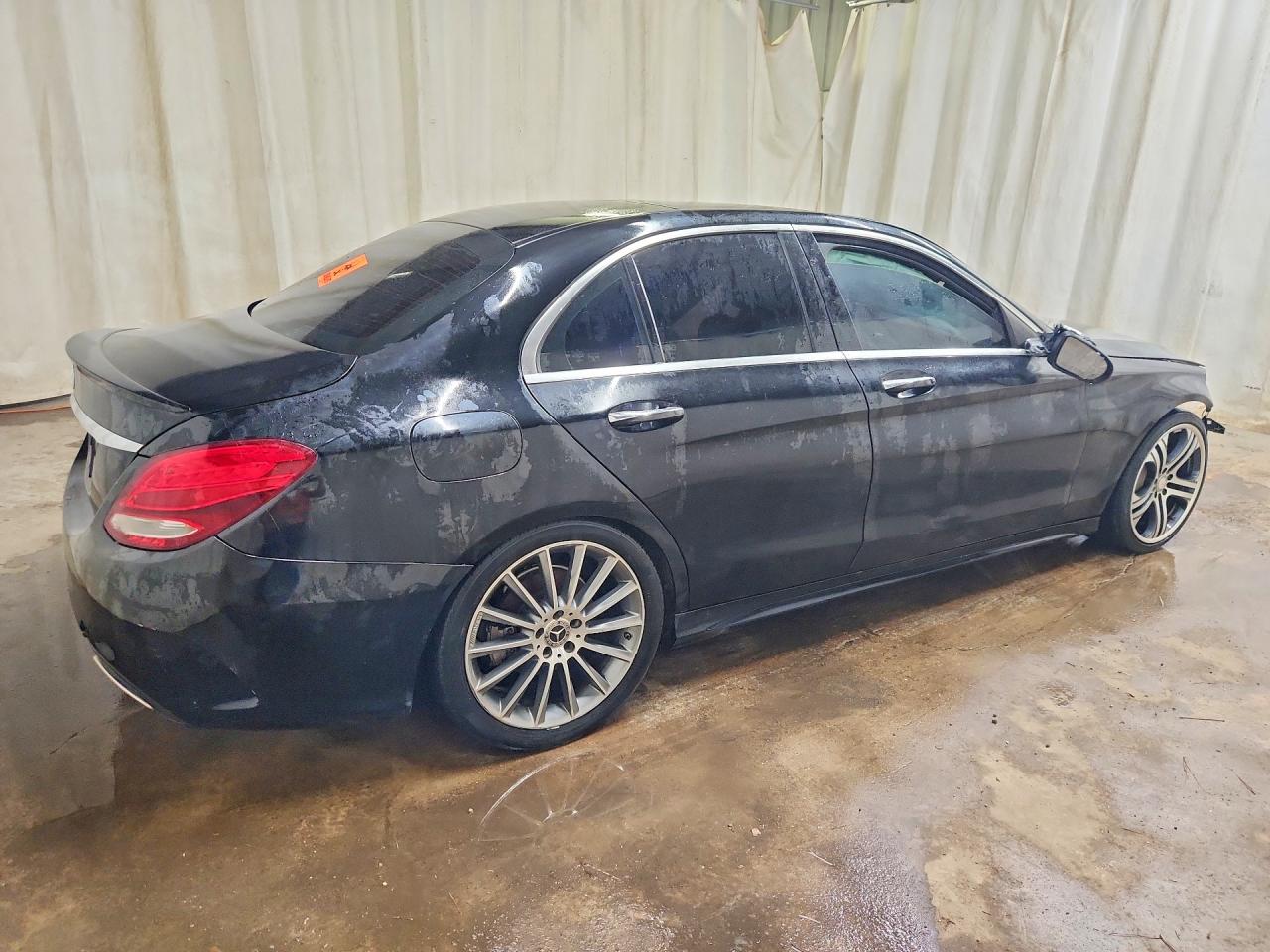 Mercedes-Benz C-Class 300
