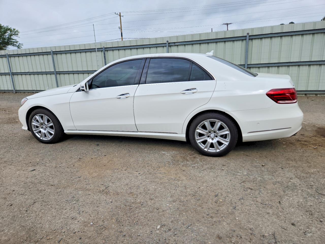 Mercedes-Benz E-Class 250 Bluetec
