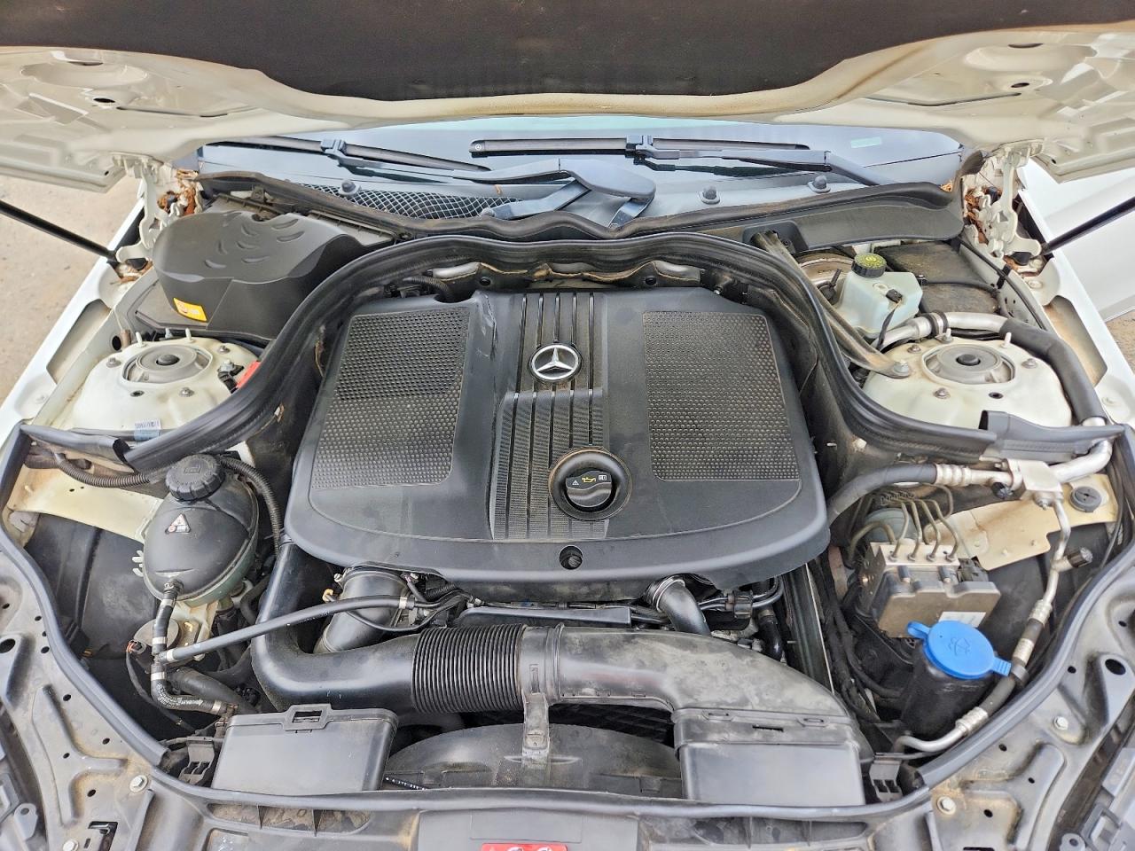 Mercedes-Benz E-Class 250 Bluetec
