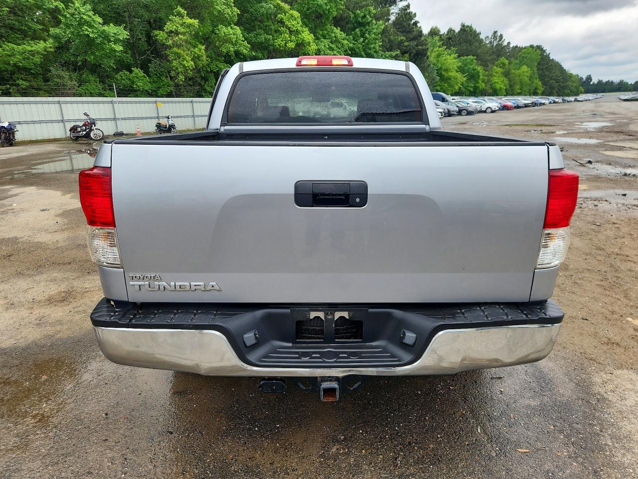 Toyota Tundra Crewmax Sr5