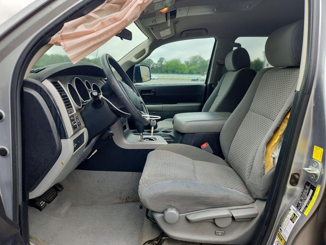 Toyota Tundra Crewmax Sr5