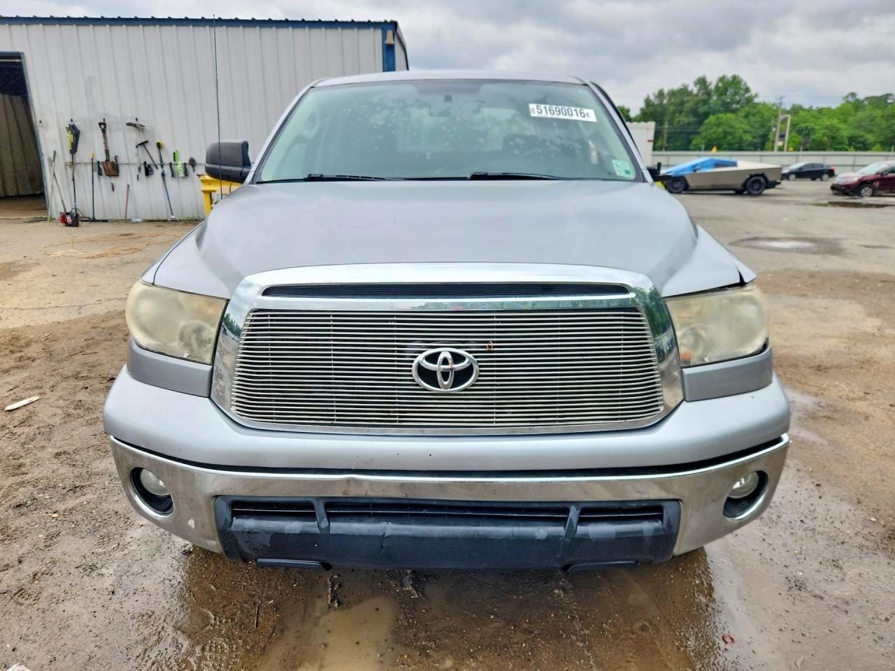 Toyota Tundra Crewmax Sr5