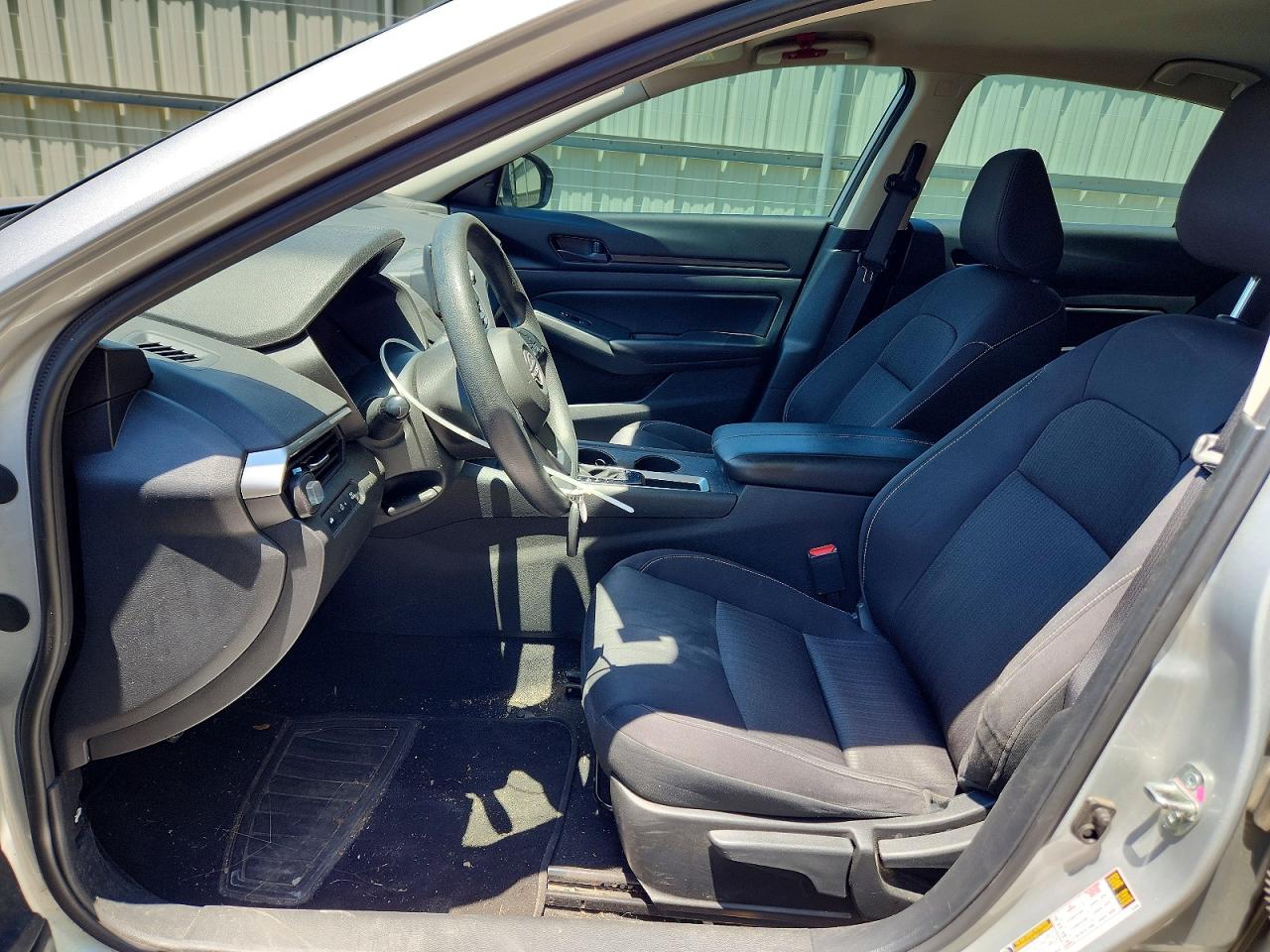 Nissan Altima S
