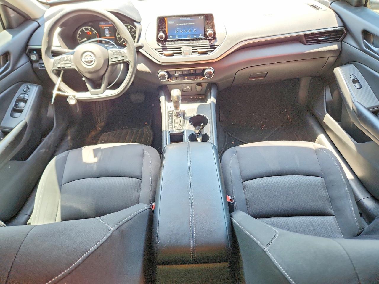 Nissan Altima S
