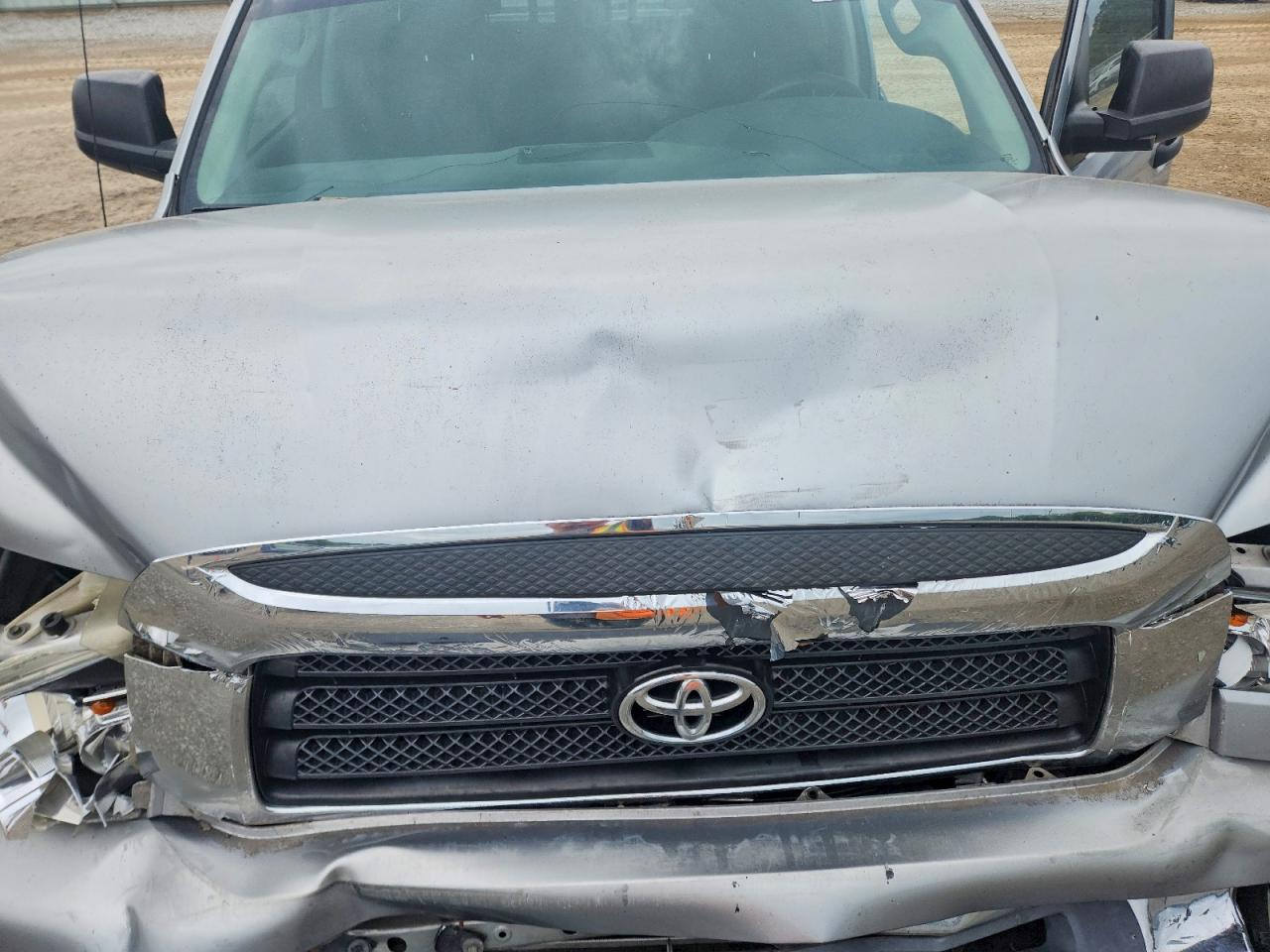 Toyota Tundra Double Cab Sr5