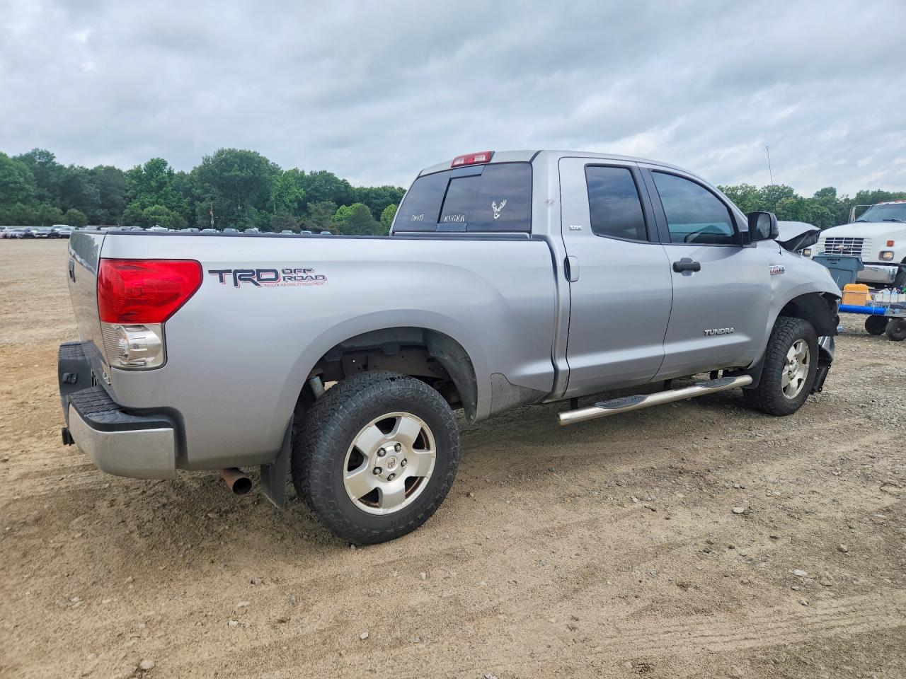 Toyota Tundra Double Cab Sr5
