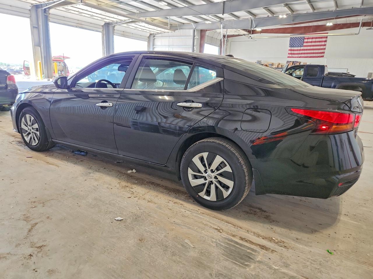 Nissan Altima S