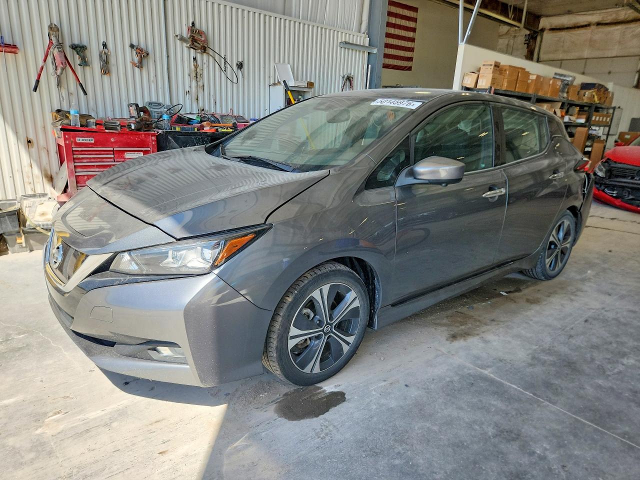 Salvage Nissan LEAF Image