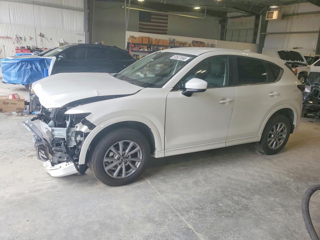 Salvage Mazda Cx Image