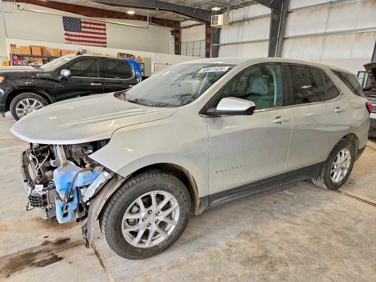 Salvage Chevrolet Equinox Image