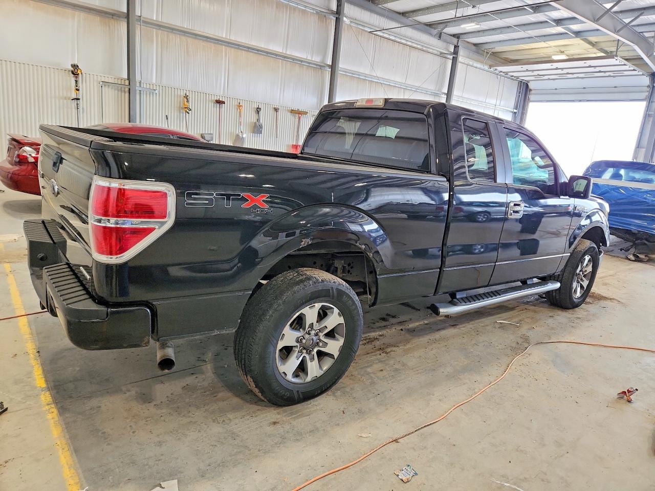 Ford F-150 Super Cab