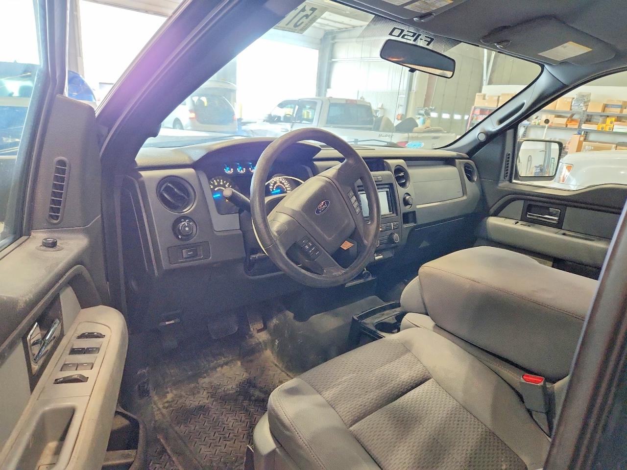 Ford F-150 Super Cab