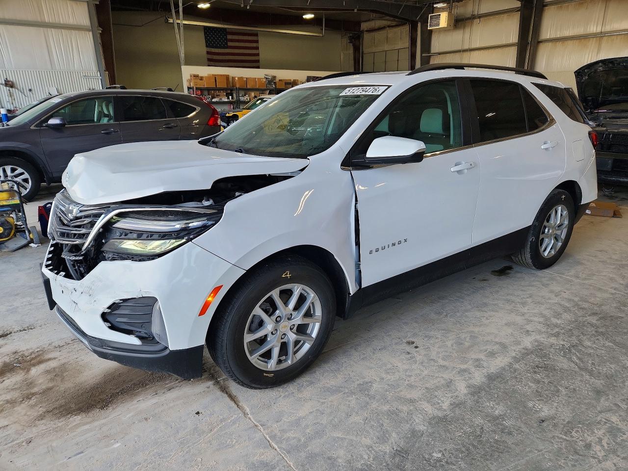 Salvage Chevrolet Equinox Image