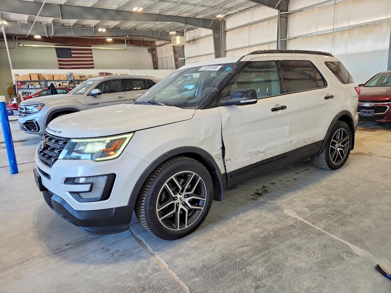 Salvage Ford Explorer Image