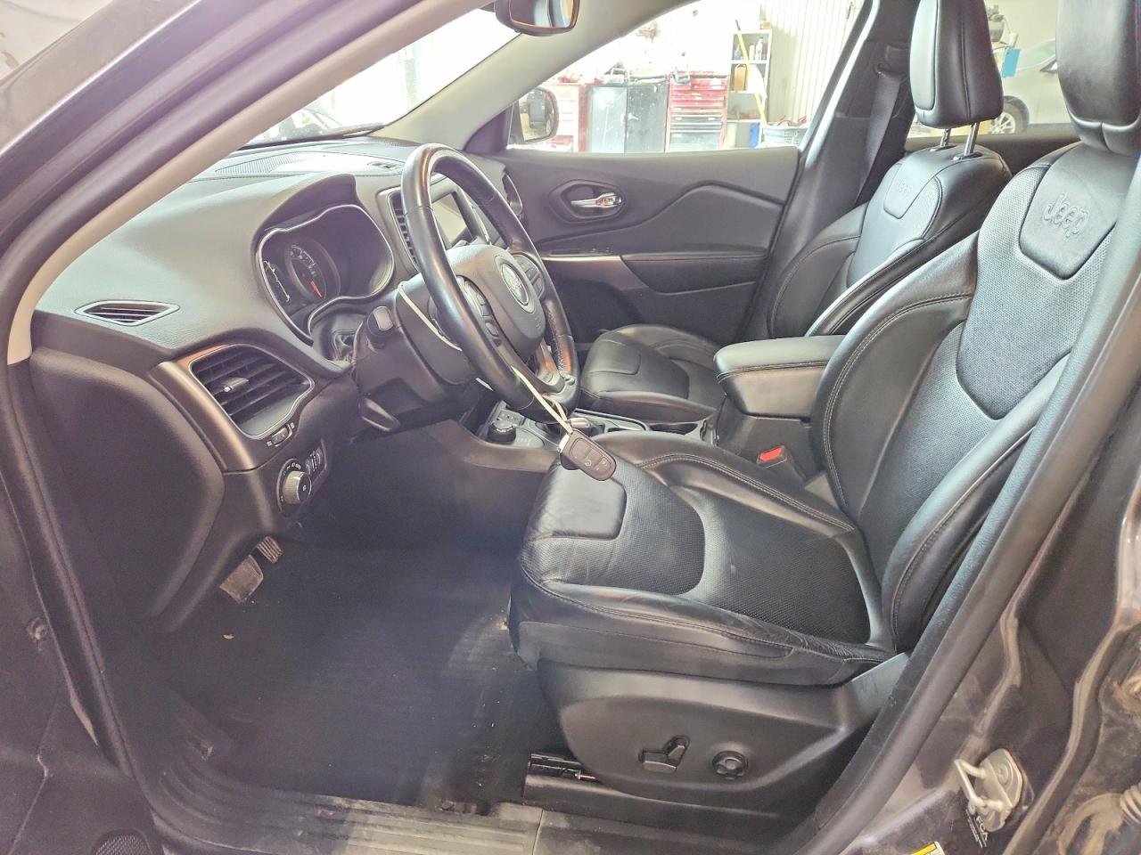 Jeep Grand Cherokee Latitude Lux