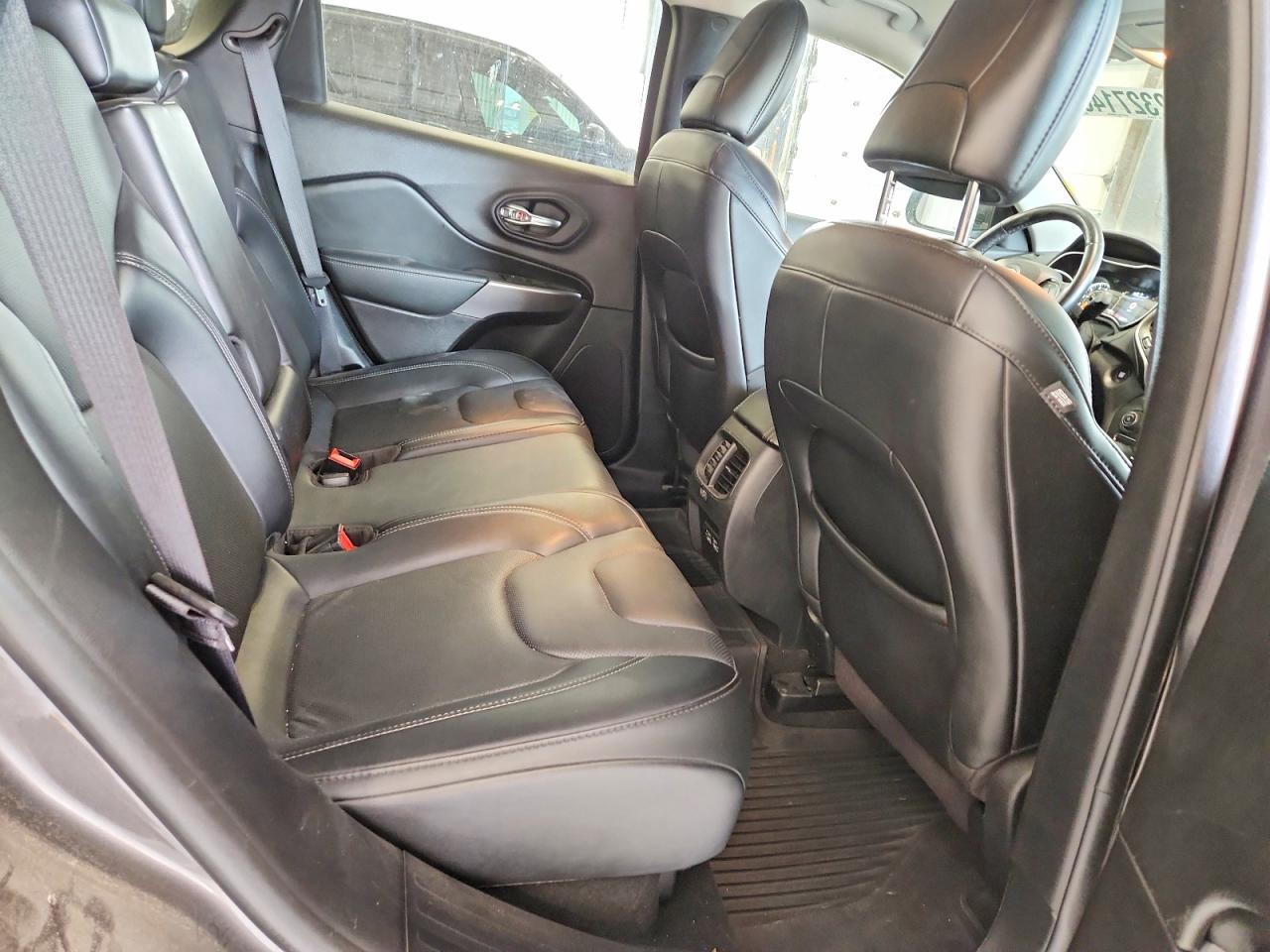 Jeep Grand Cherokee Latitude Lux