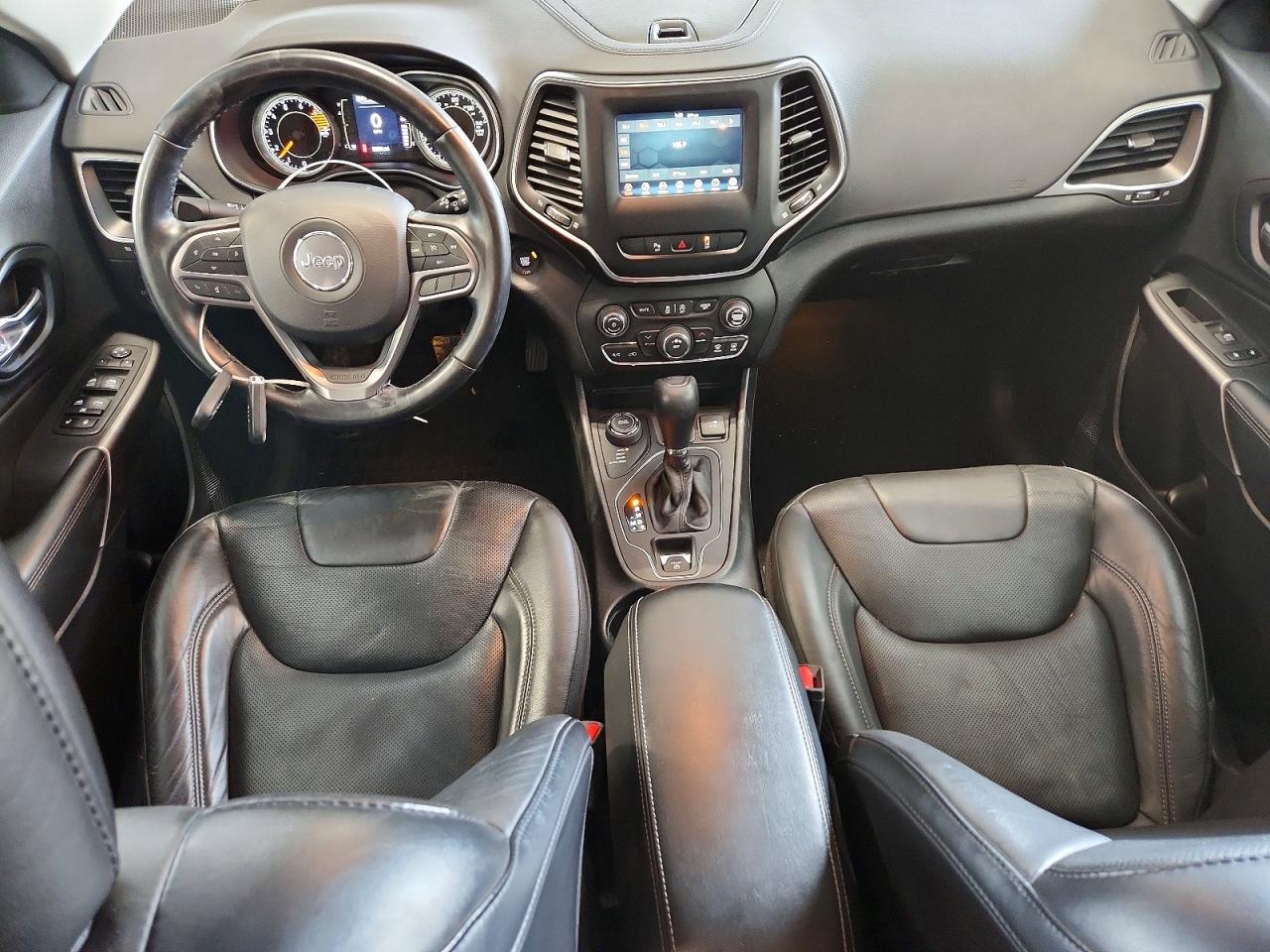 Jeep Grand Cherokee Latitude Lux