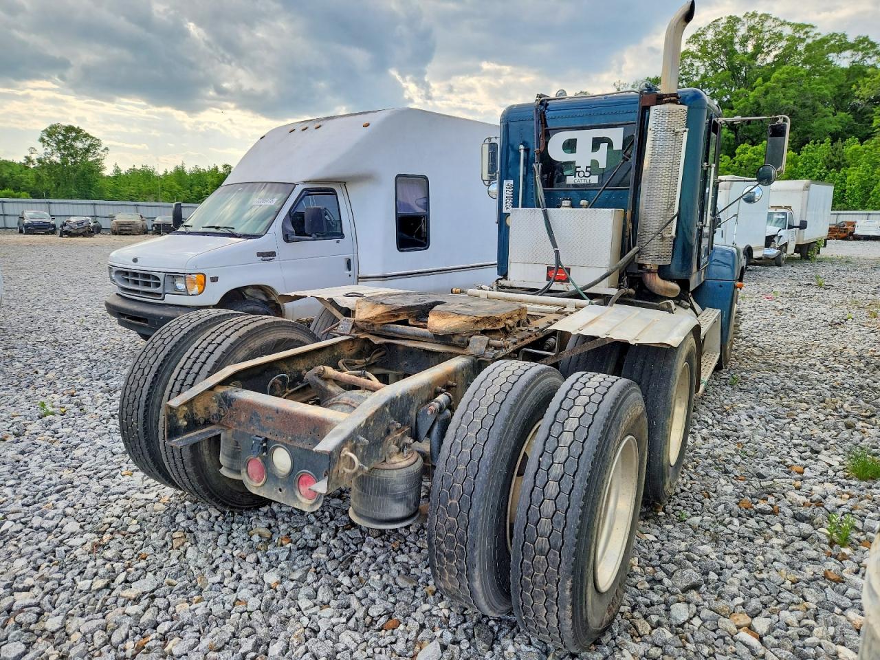 Freightliner Fld112