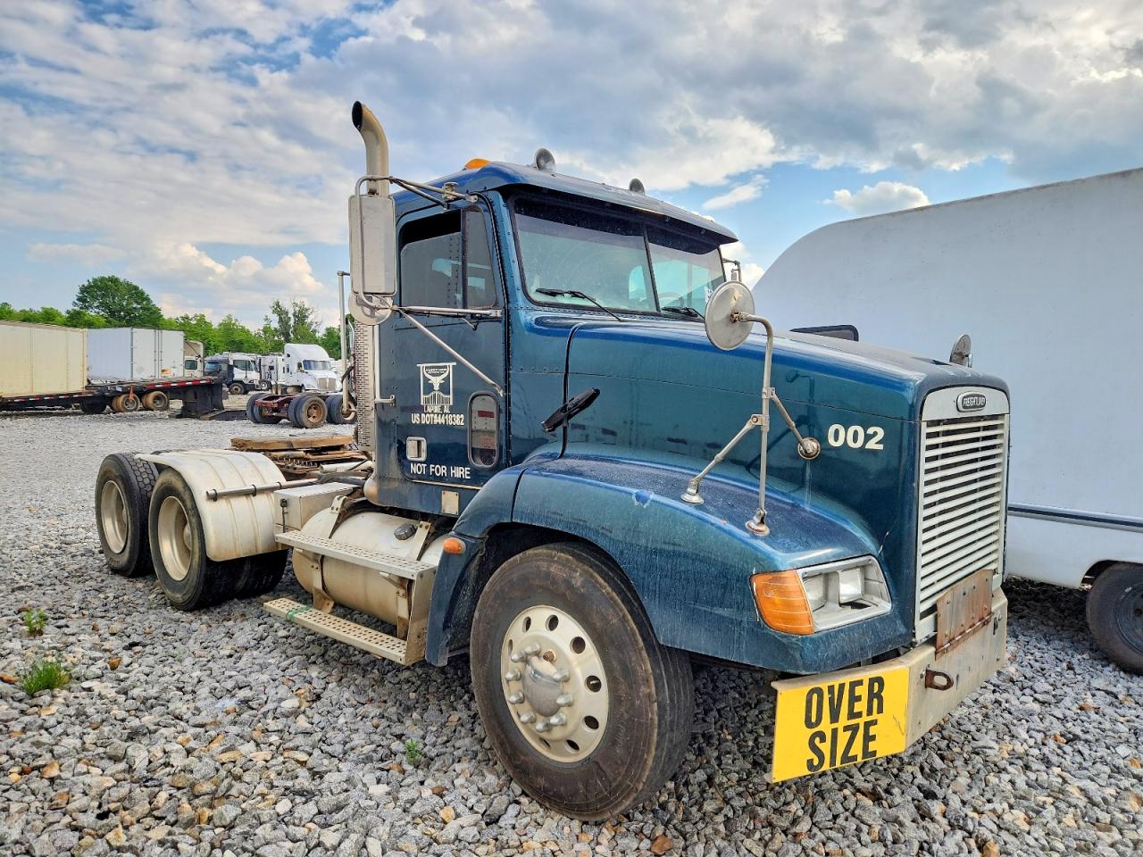 Salvage Freightliner Fld112 Image