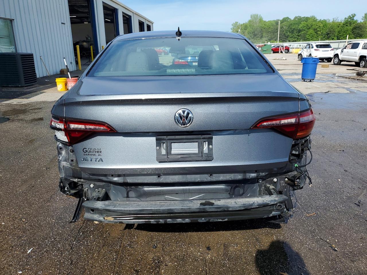 Volkswagen Jetta S