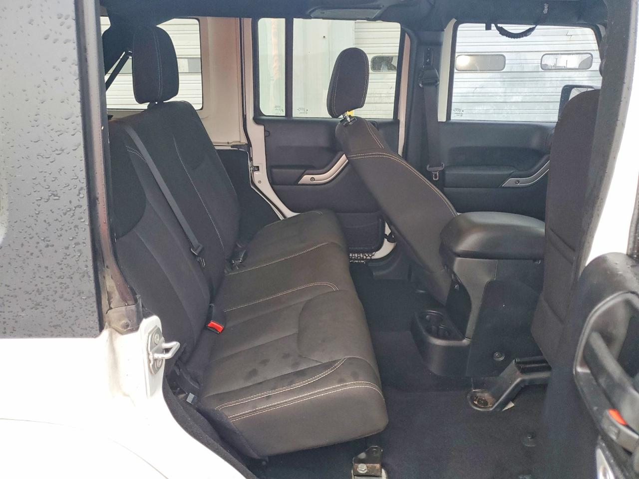 Jeep Wrangler Sahara