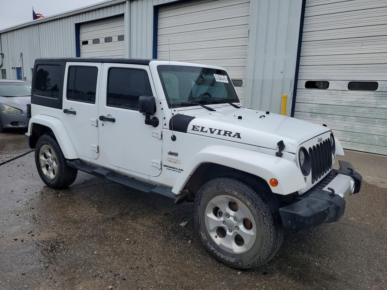 Jeep Wrangler Sahara