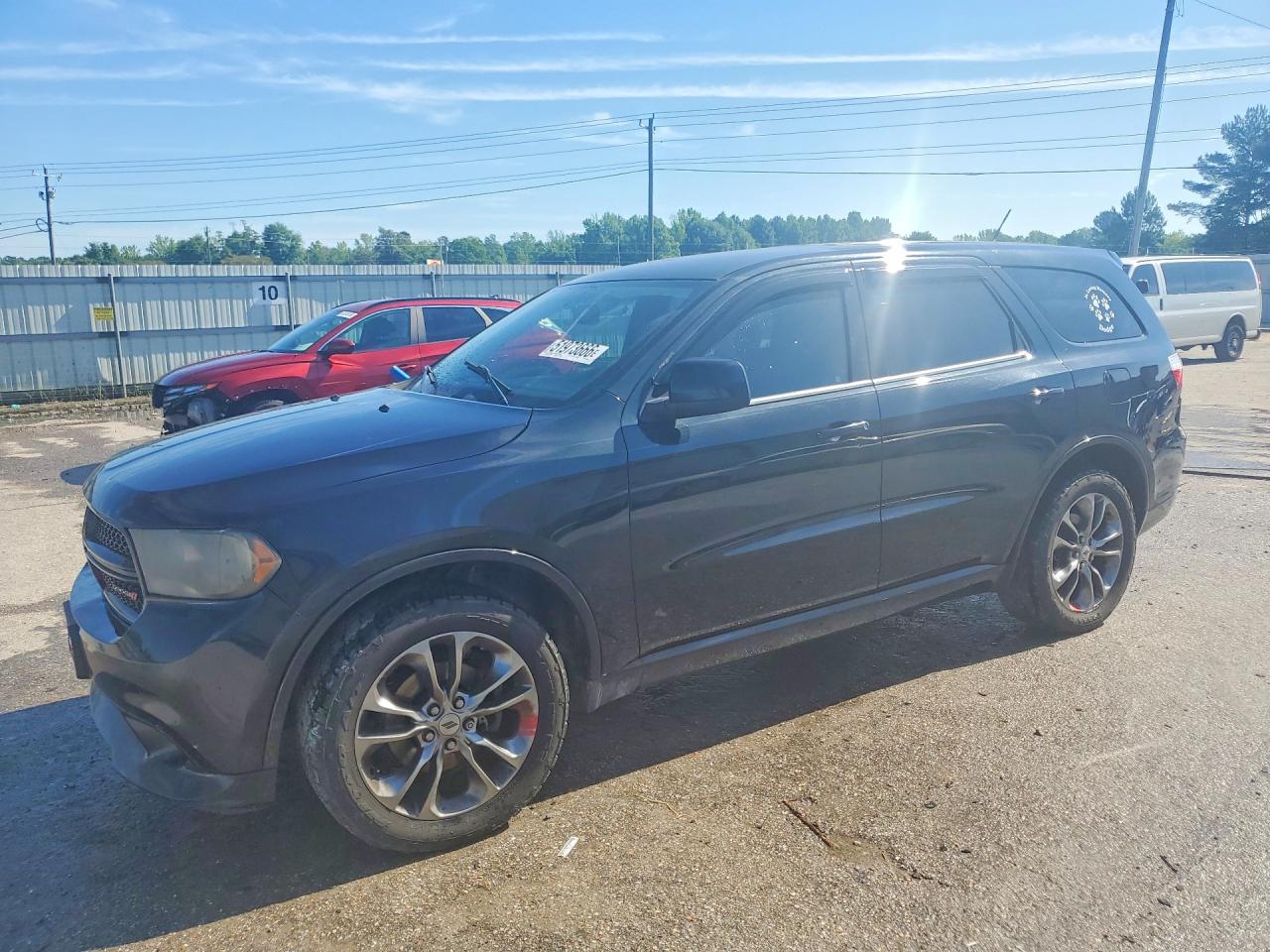 Salvage Dodge Durango Image