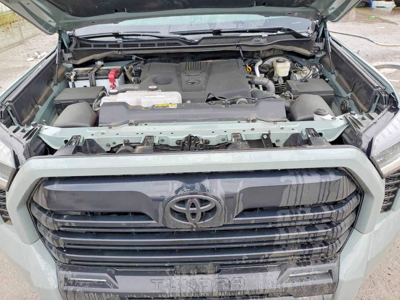 Toyota Tundra Sr5