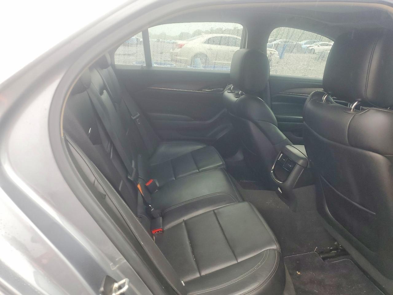 Cadillac CTS Luxury
