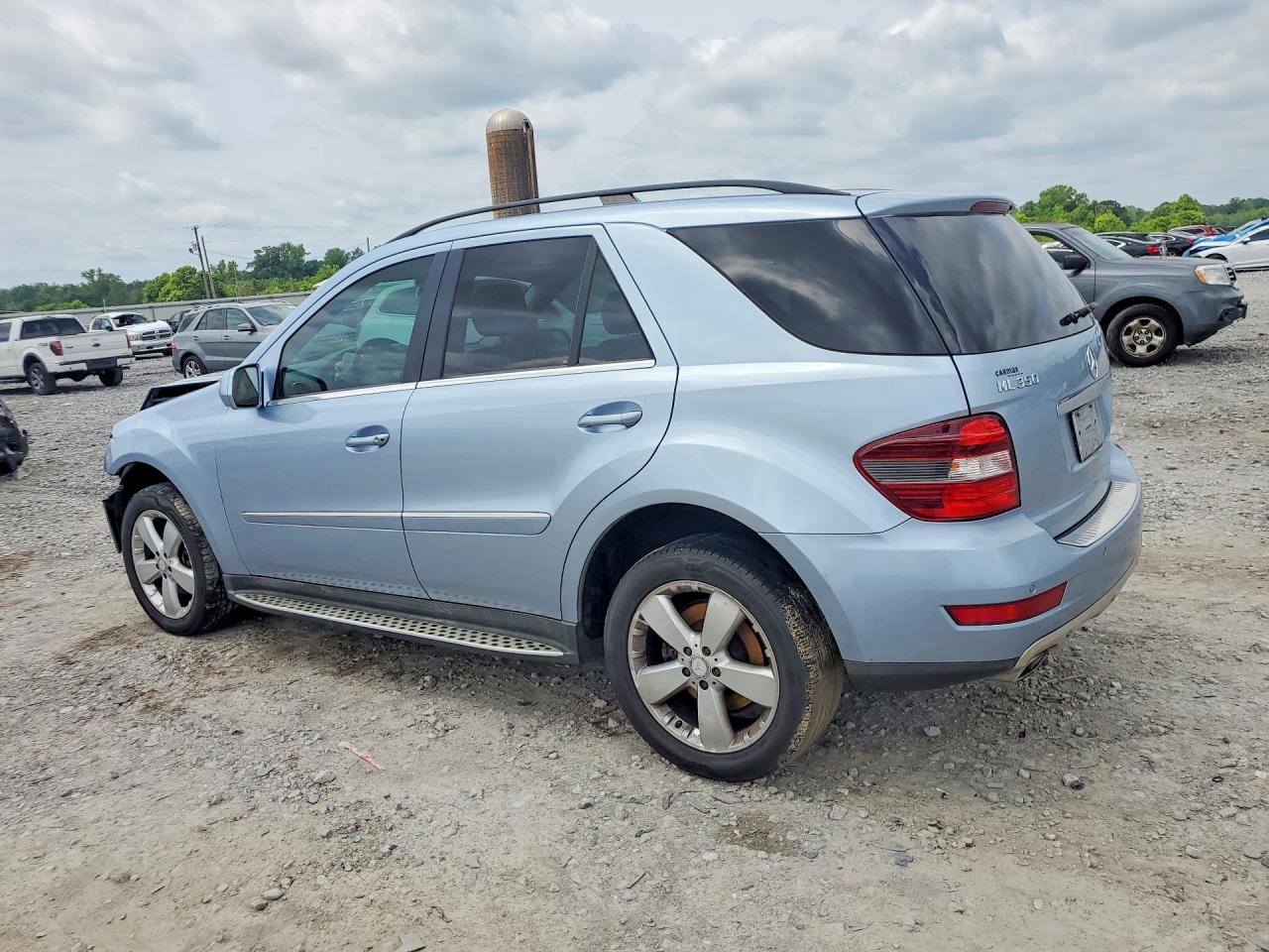 Mercedes-Benz M-Class 350