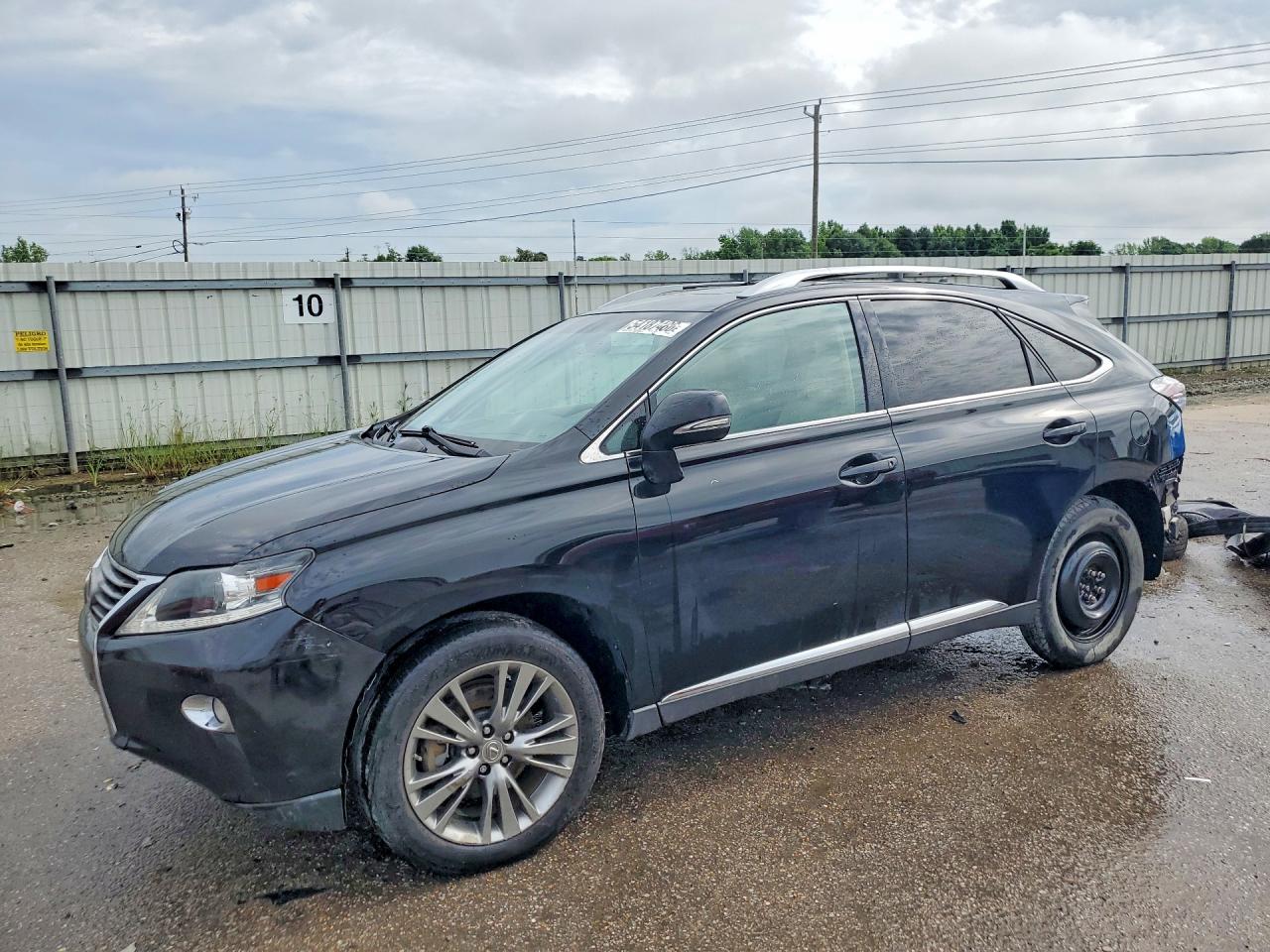 Salvage Lexus RX Image