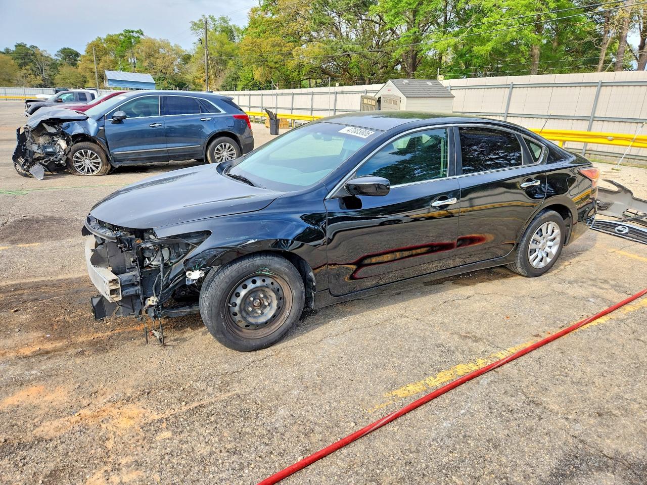 Salvage Nissan Altima Image