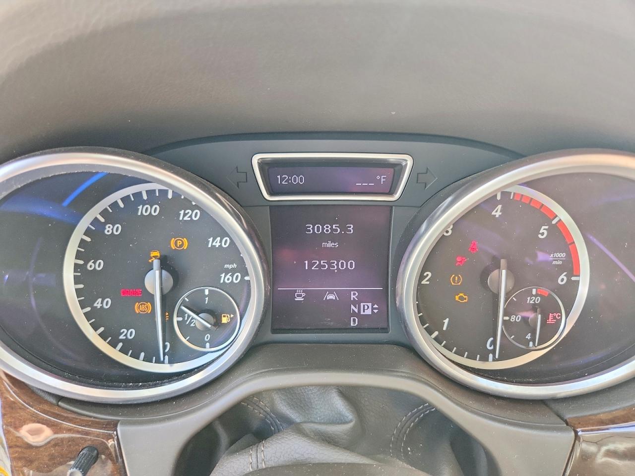 Mercedes-Benz M-Class 350 Bluetec