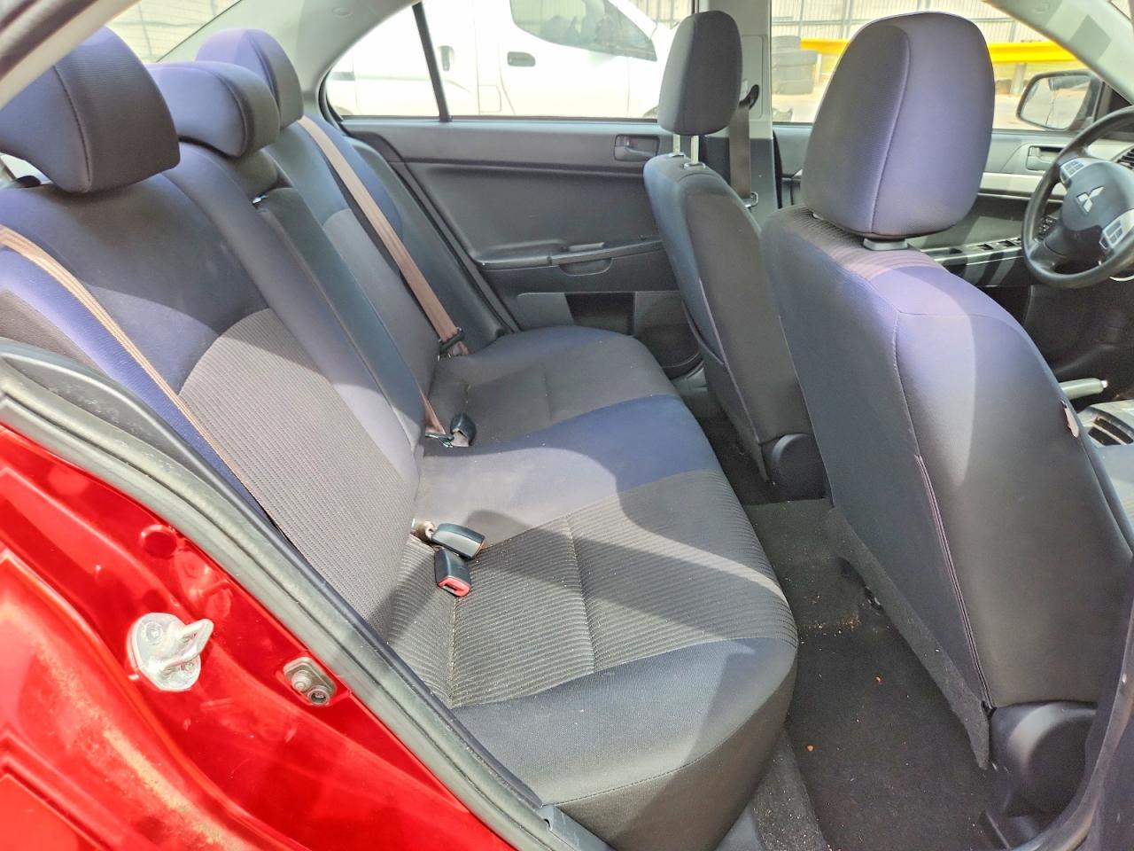 Mitsubishi Lancer Es