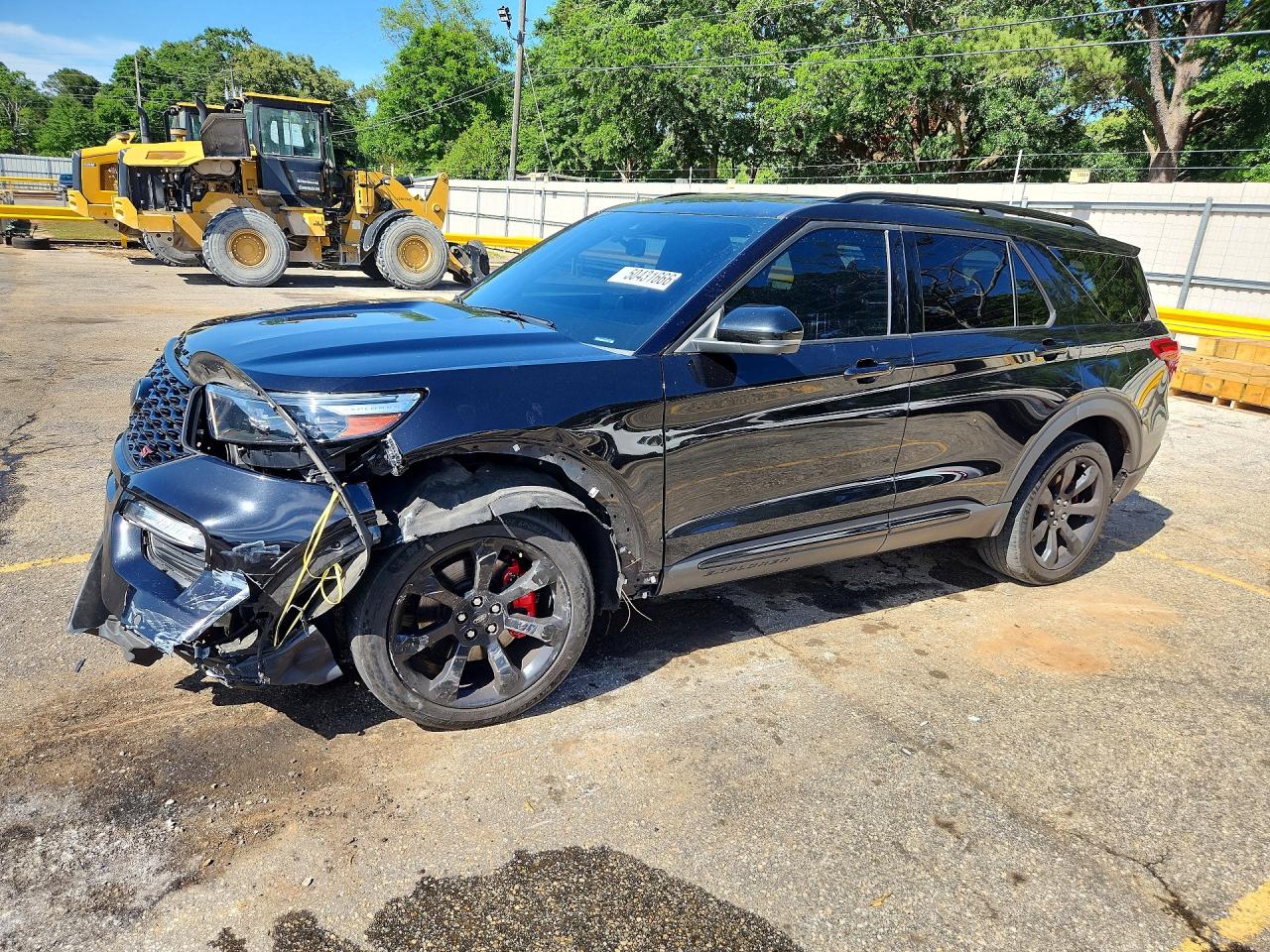 Salvage Ford Explorer Image