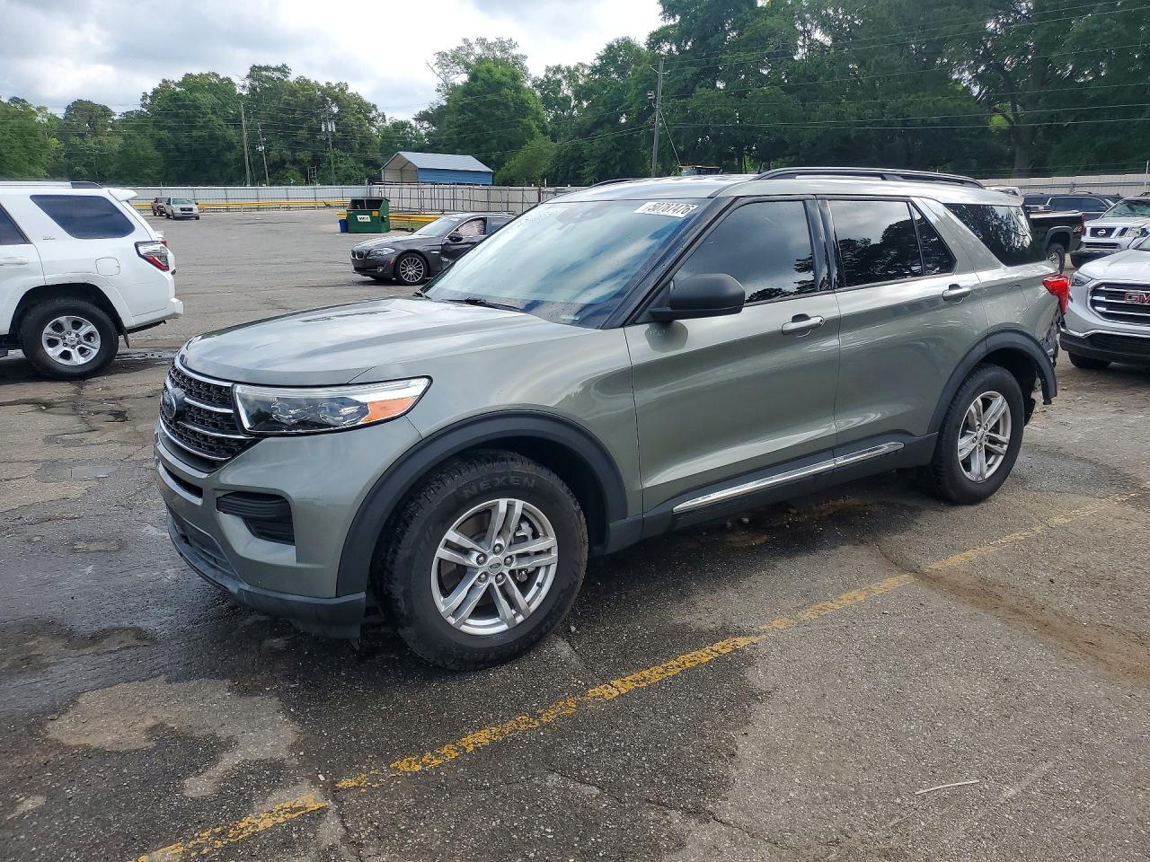 Salvage Ford Explorer Image