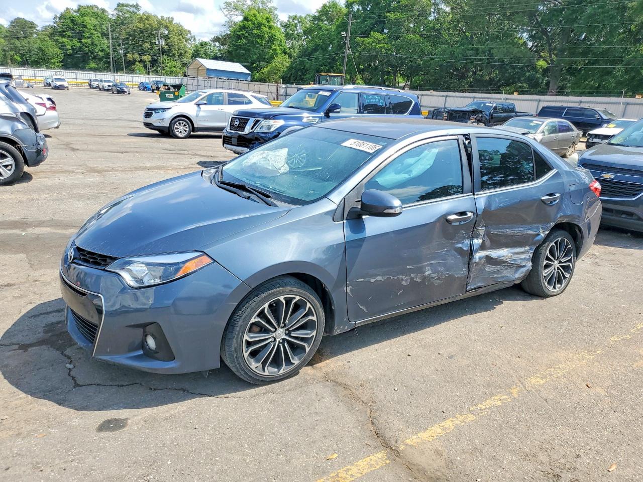 Salvage Toyota Corolla Image