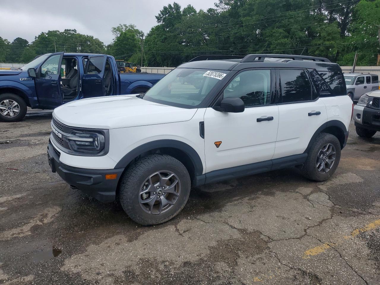 Salvage Ford Bronco Image