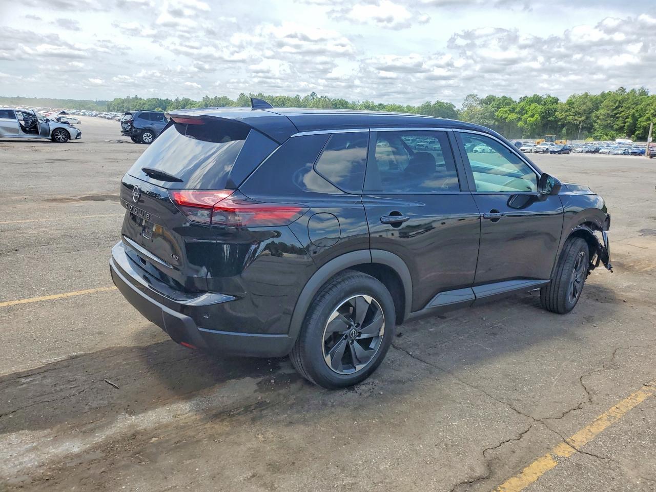 Nissan Rogue Sv