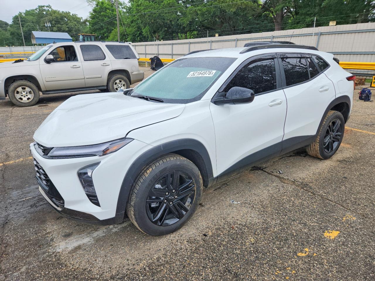Salvage Chevrolet Trax Image