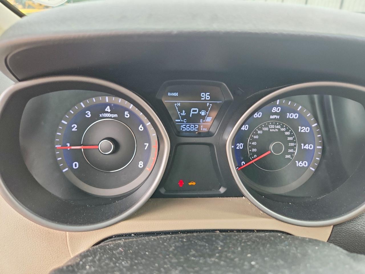 Hyundai ELANTRA Se