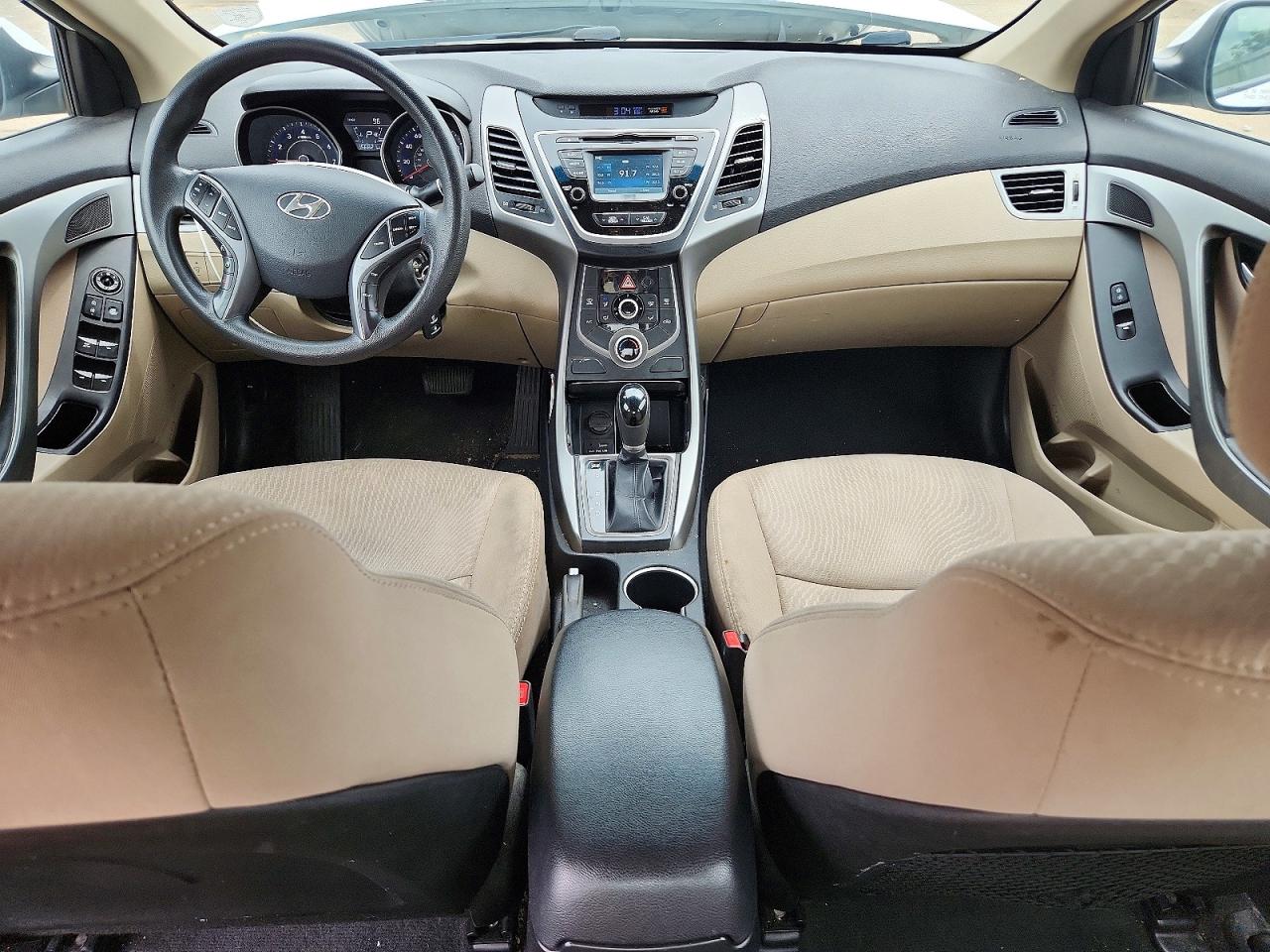 Hyundai ELANTRA Se