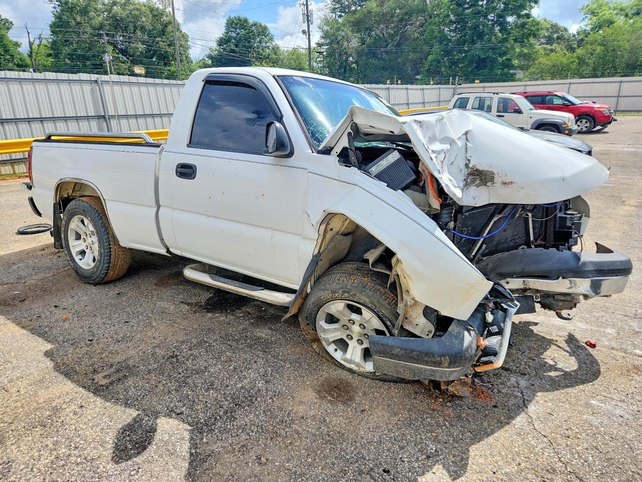 Chevrolet Silverado C1500