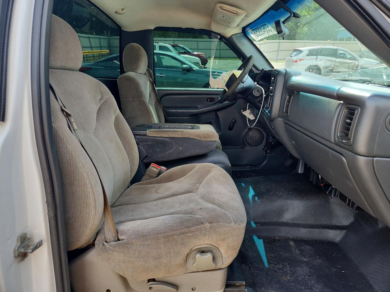 Chevrolet Silverado C1500
