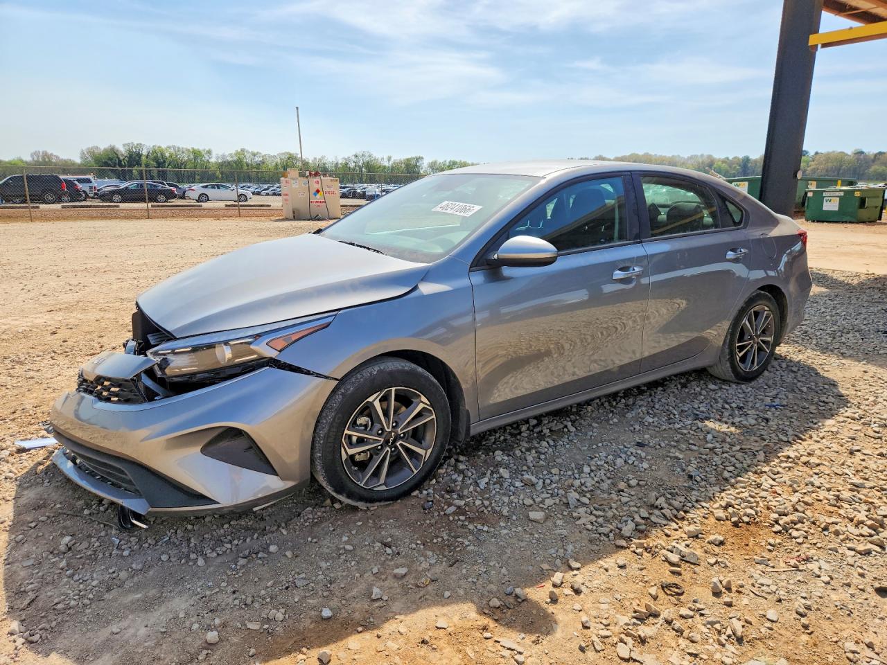 Salvage Kia Forte Image